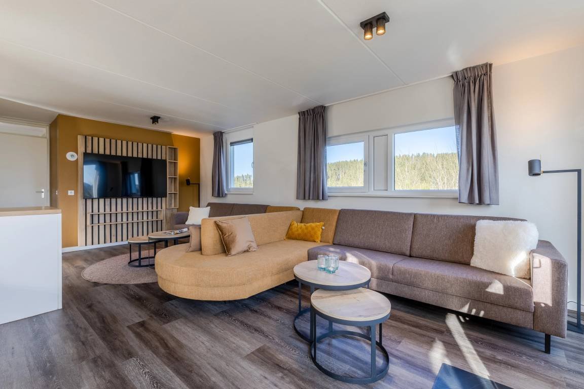 Familienfreundliches Chalet mit Sauna (8 Schlafzimmer)