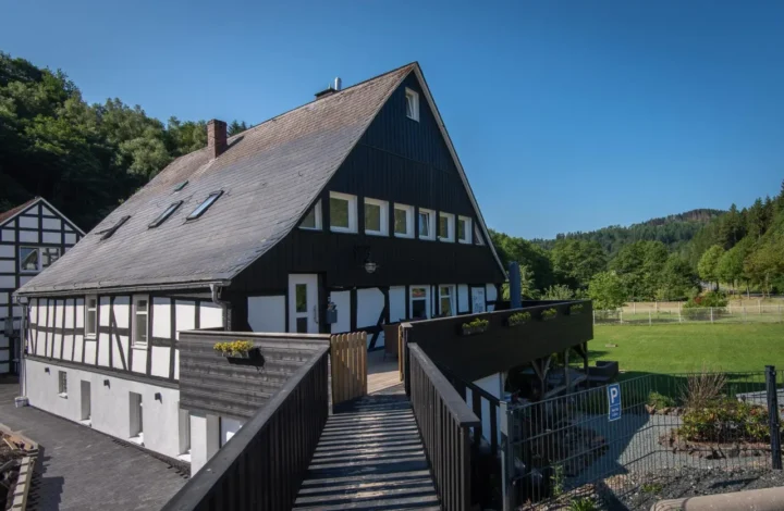Ferienhaus mit Grill und Garten