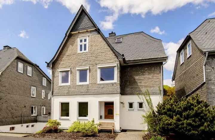 Villa mit Garten, Sauna und Grill